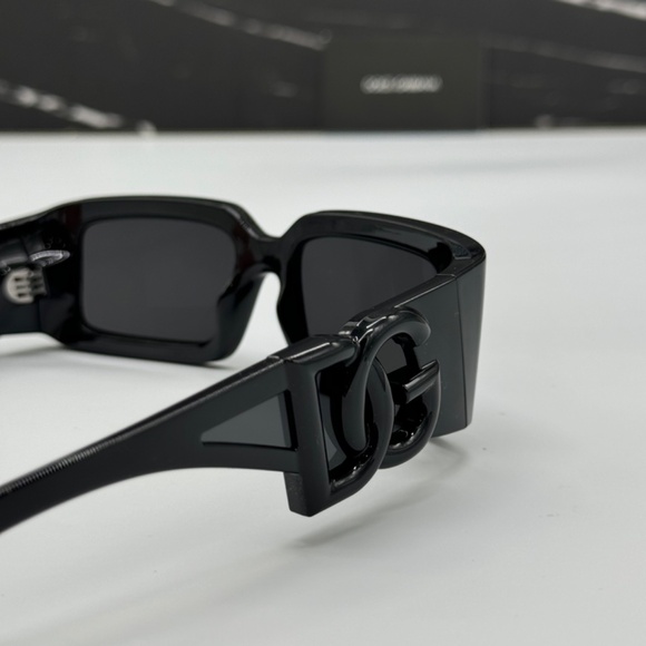 NEW DG6197 501/87 DOLCE&GABBANA BLACK SQUARE WOMEN SUNGLASSES - Picture 6 of 9